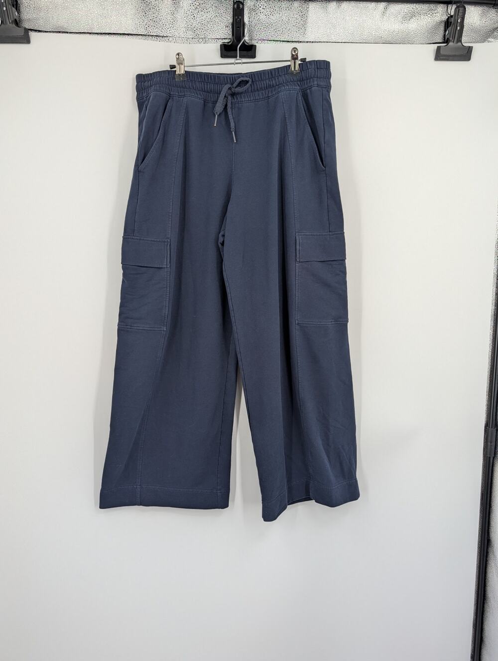 Athleta Retroterry High Rise Wide Leg Cargo Pant Navy Blue Large Comfort Errands
